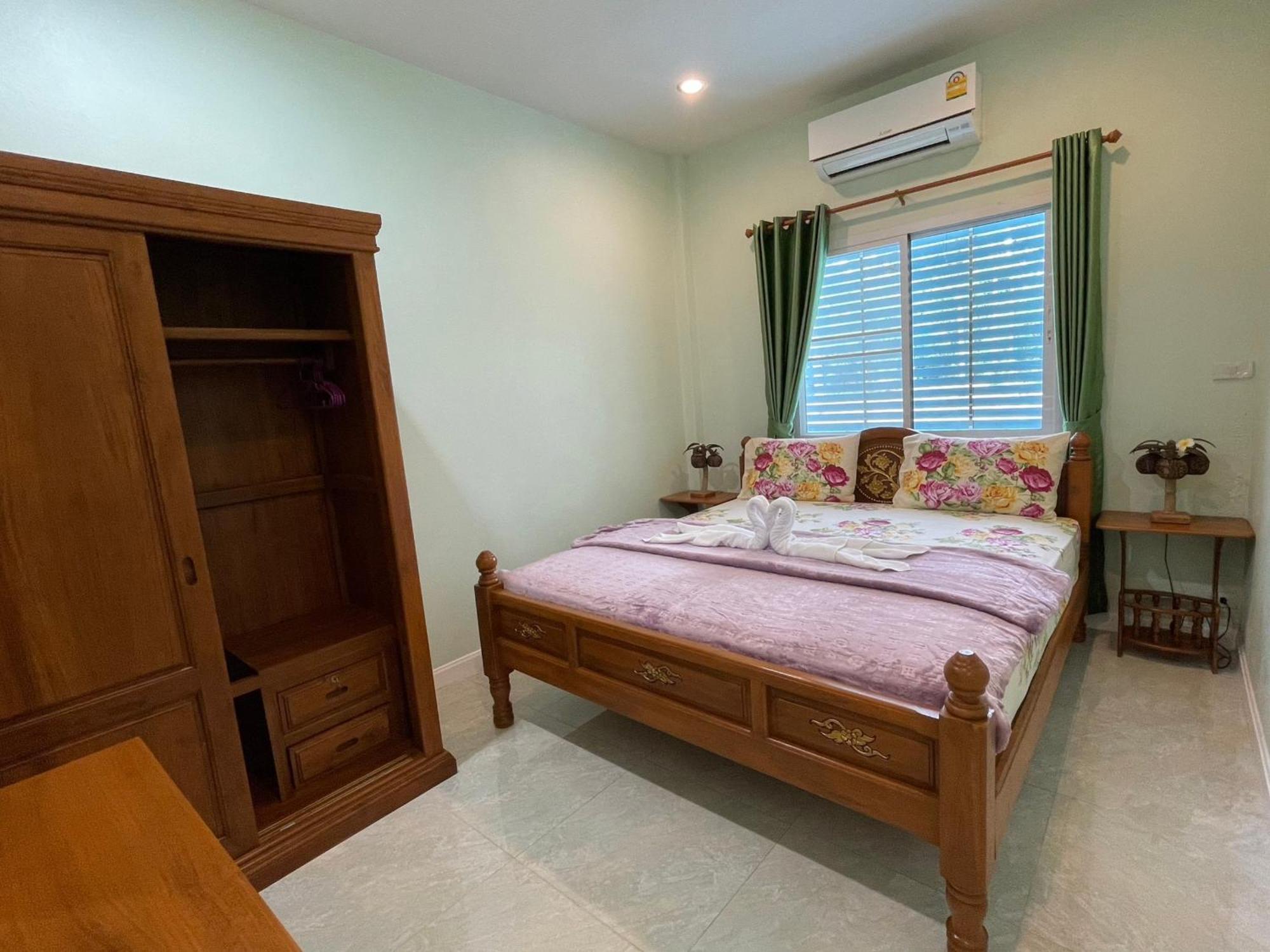 Blue Beach Bungalow Bang Saphan Noi Exterior photo