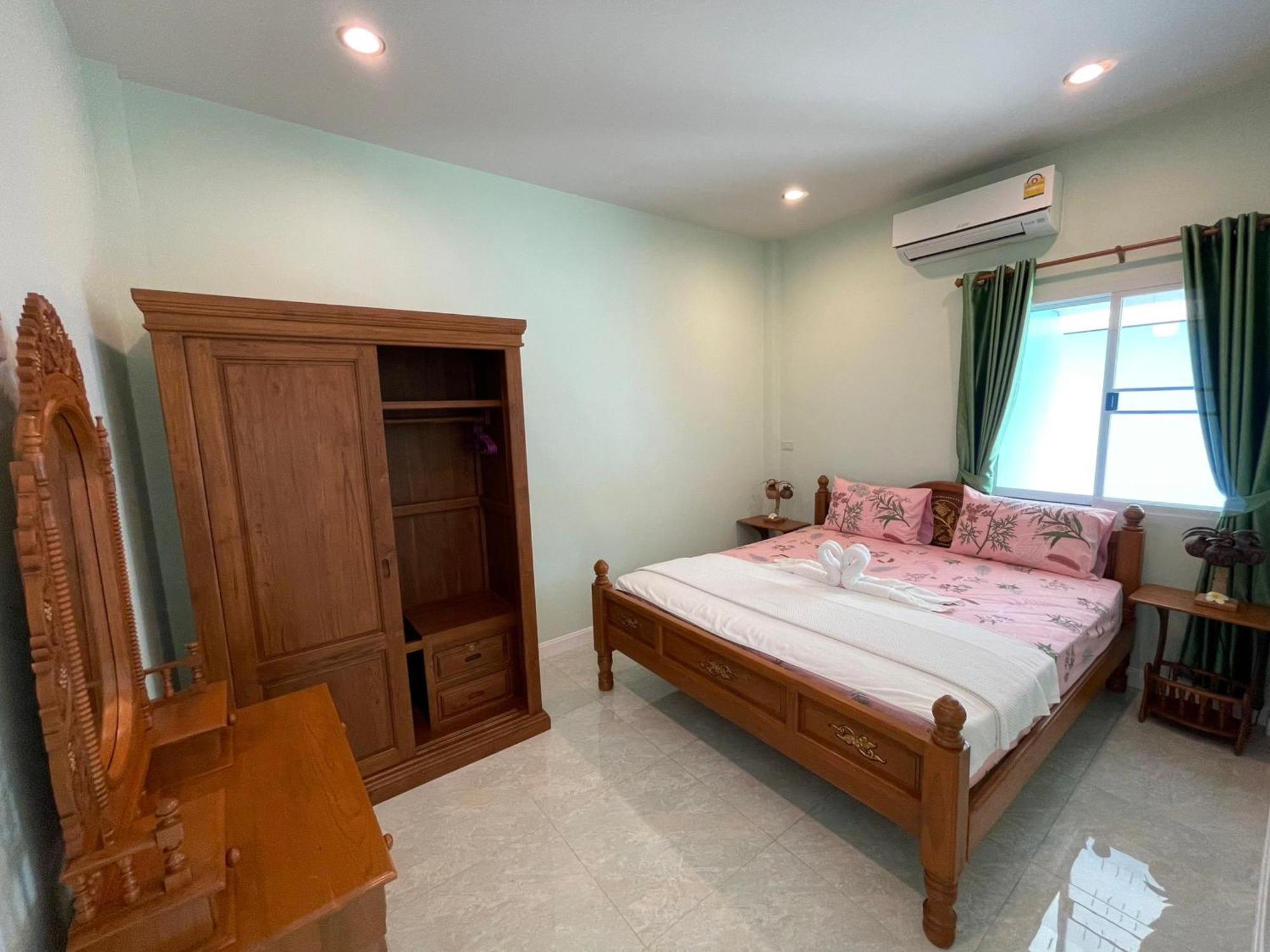 Blue Beach Bungalow Bang Saphan Noi Exterior photo
