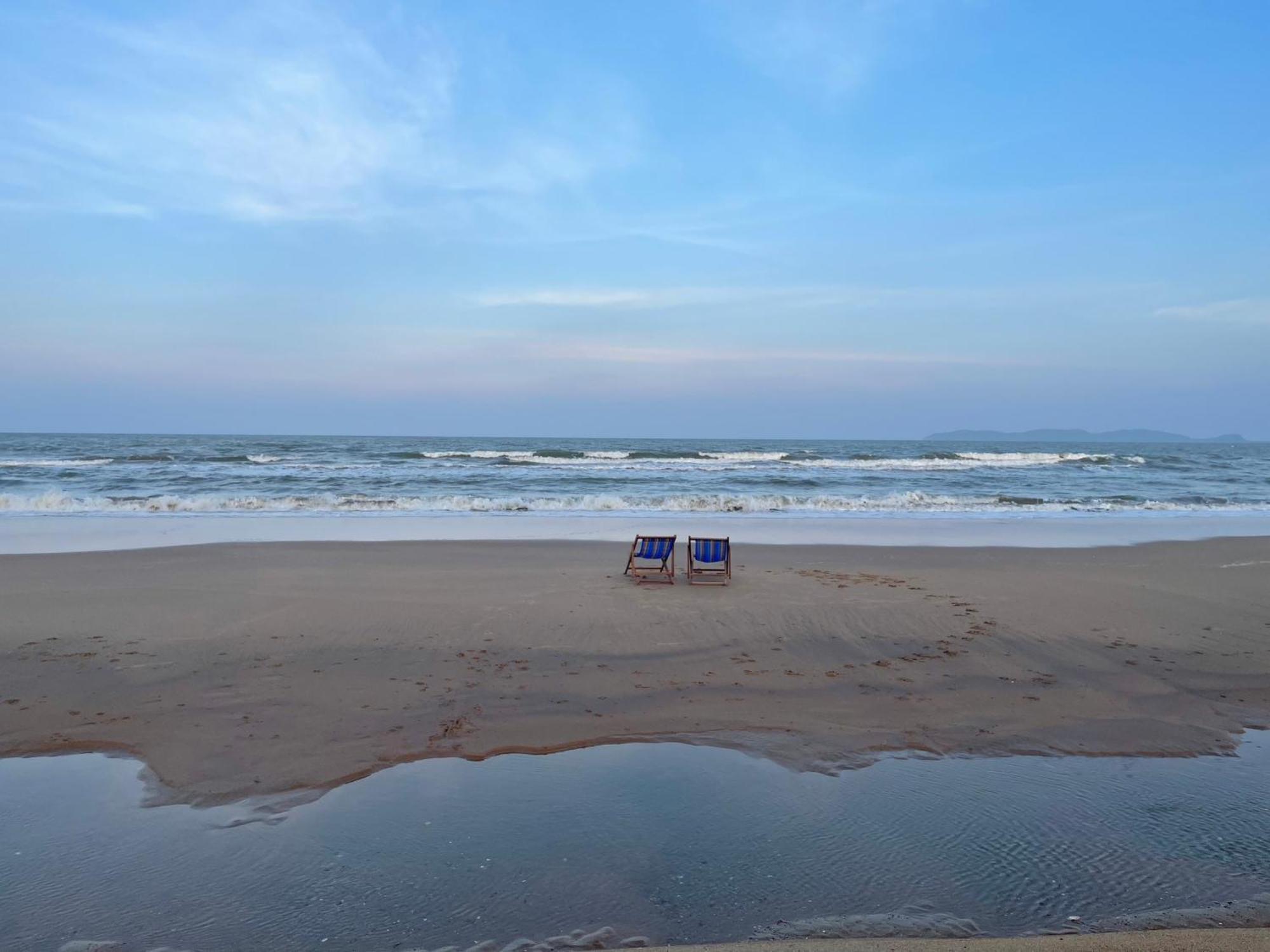 Blue Beach Bungalow Bang Saphan Noi Exterior photo
